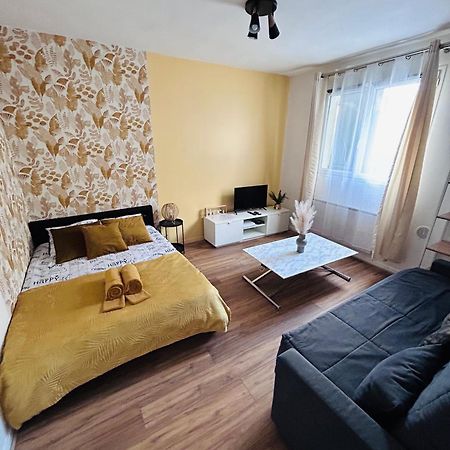 Maisonnette Studio Parc Asterix I Roissy Cdg I Chateau De Chantilly I Paris La Chapelle-en-Serval Exteriör bild